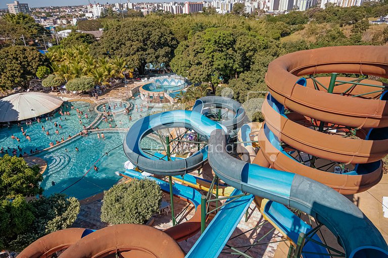Spazzio diRoma Apto 424 c varanda e acesso ao Acqua Park