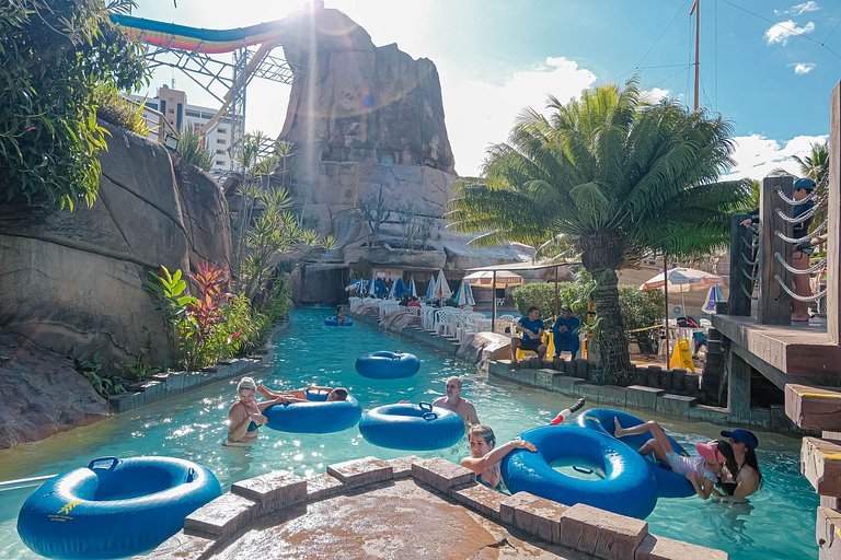 Spazzio diRoma Apto 424 c varanda e acesso ao Acqua Park